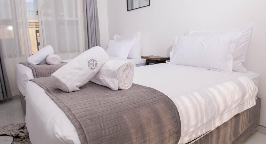 Rooms 7: Two-Bedroom Apartment