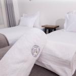 Rooms 7: Two-Bedroom Apartment