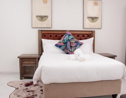 Room 6: Executive Twin Beds